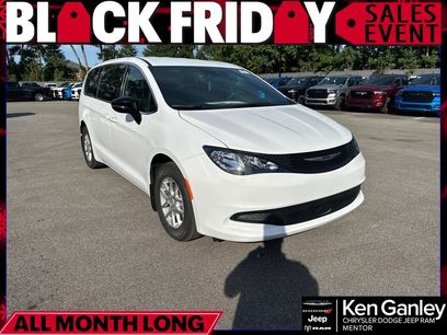 New 2026 Chrysler Voyager LX