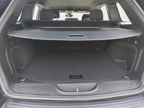 Used 2017 Jeep Grand Cherokee Laredo w/ Quick Order Package 2BE image 6