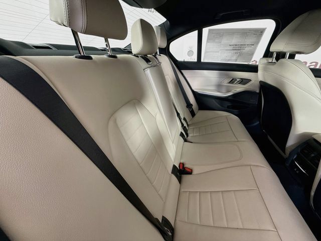 New 2026 BMW 330i xDrive Sedan w/ Premium Package AWD/4WD image 29