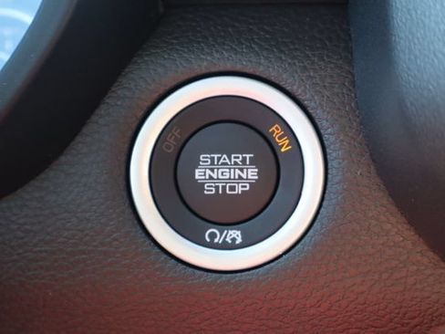 New 2026 RAM 1500 Express AWD/4WD image 19