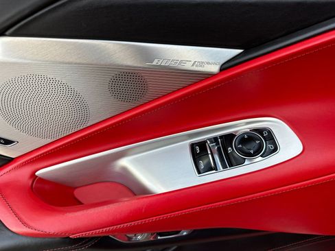 Used 2021 Chevrolet Corvette Stingray Premium Cpe w/ Z51 Performance Package image 11