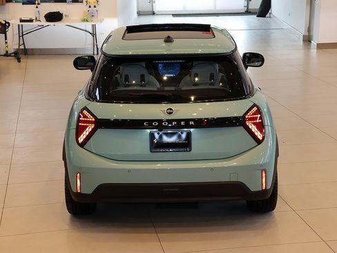 Used 2025 MINI Cooper S image 31