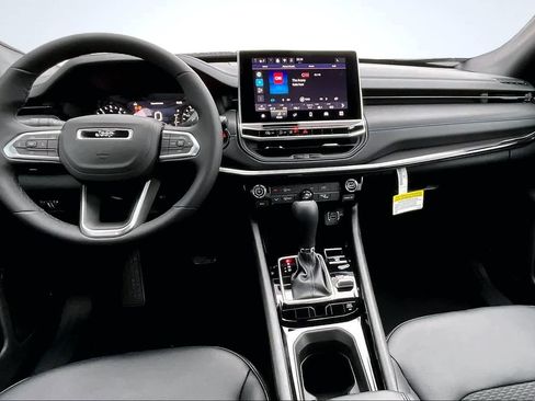 New 2026 Jeep Compass Latitude AWD/4WD image 10