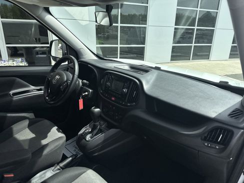 Used 2021 RAM ProMaster City Tradesman SLT FWD image 17