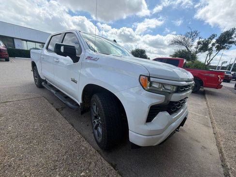 Used 2022 Chevrolet Silverado 1500 RST w/ Convenience Package II AWD/4WD image 6