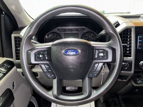 Used 2020 Ford F250 XL w/ Power Equipment Group AWD/4WD image 18
