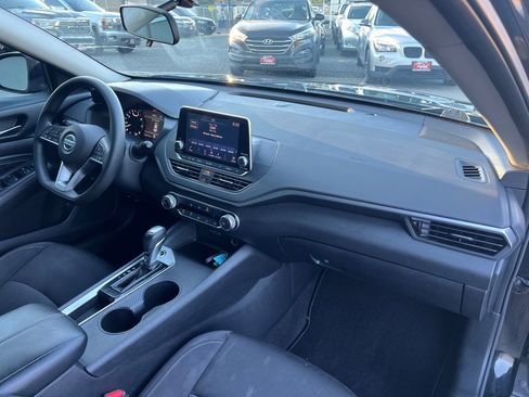 Used 2020 Nissan Altima 2.5 S FWD image 16