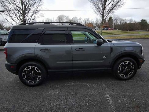 Used 2022 Ford Bronco Sport Outer Banks w/ Tech Package image 9