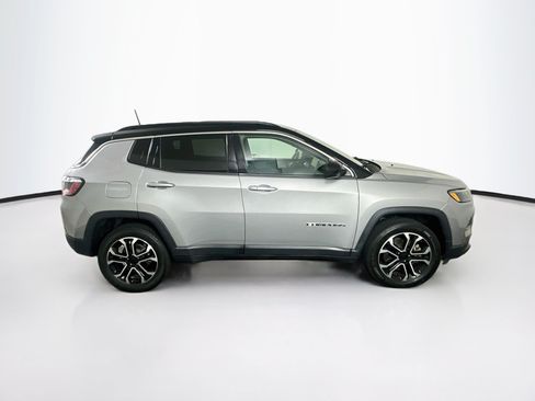 Used 2023 Jeep Compass Limited AWD/4WD image 10