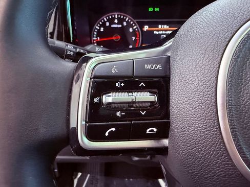 Used 2022 Kia Sorento SX AWD/4WD image 22