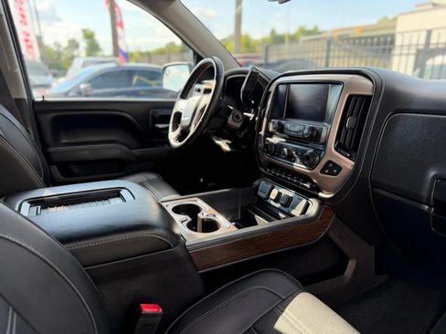 Used 2017 GMC Sierra 1500 Denali w/ Denali Ultimate Package AWD/4WD image 32