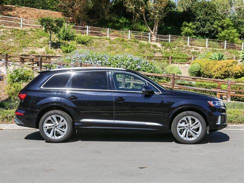 Used 2021 Audi Q7 2.0T Premium w/ Convenience Package image 7
