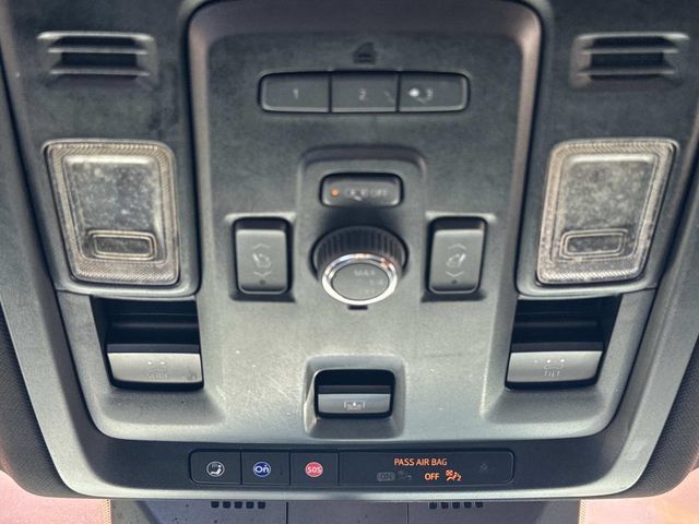 Used 2022 Cadillac Escalade ESV Premium Luxury RWD image 23