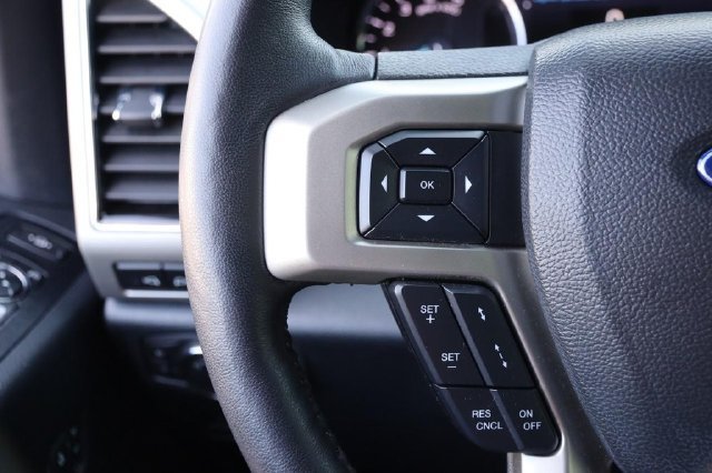 Used 2022 Ford F350 Lariat w/ Black Appearance Package AWD/4WD image 12
