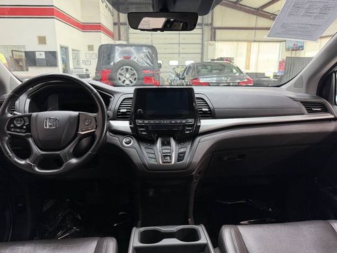 Used 2018 Honda Odyssey EX-L image 19