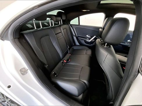 Used 2025 Mercedes-Benz CLA 250 image 34