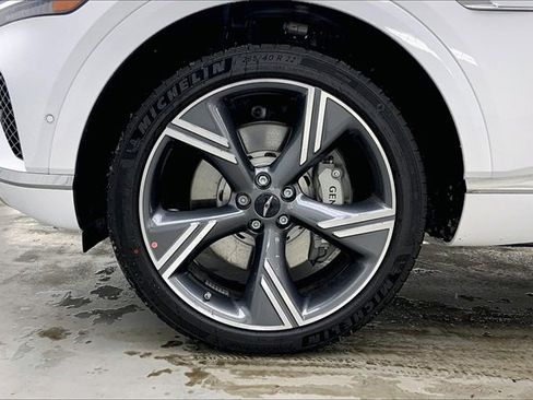 Used 2025 Genesis GV80 3.5T Prestige image 14