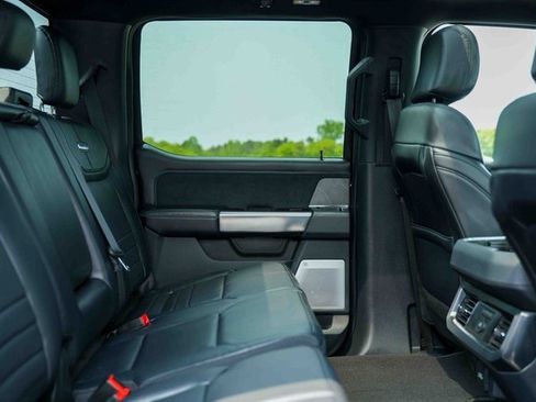 Used 2025 Ford F450 Platinum image 22