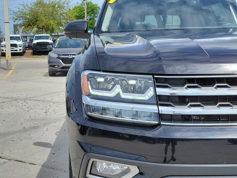 Used 2019 Volkswagen Atlas SEL Premium image 7