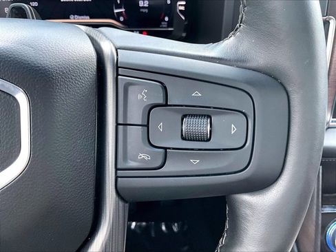 Used 2024 GMC Yukon XL Denali Ultimate AWD/4WD image 21
