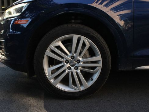 Used 2019 Audi Q5 2.0T Premium Plus w/ Premium Plus Package AWD/4WD image 11