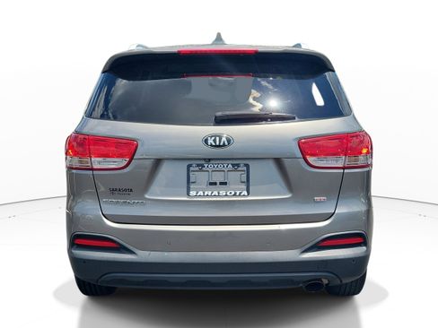 Used 2016 Kia Sorento FWD w/ LX Convenience Package image 5