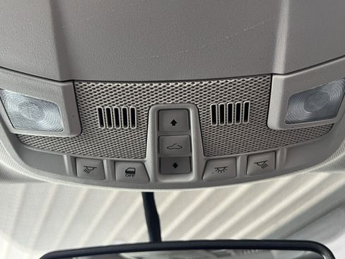 Used 2016 Ford Fusion SE w/ Equipment Group 202A FWD image 41
