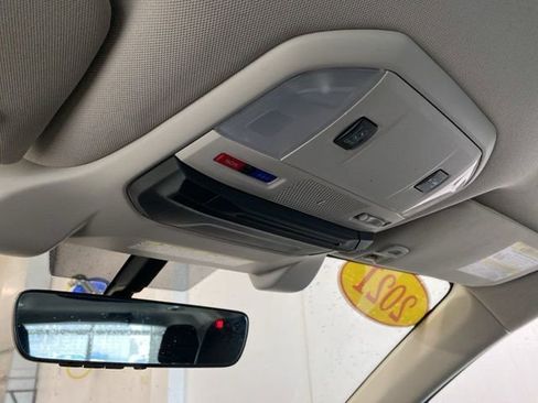 Used 2021 Subaru Ascent Limited image 22