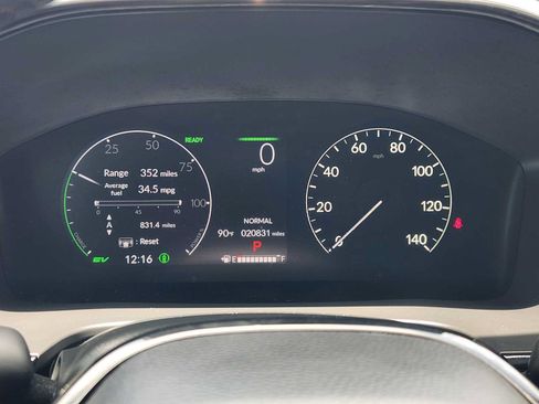 Used 2024 Honda CR-V Sport Touring image 15
