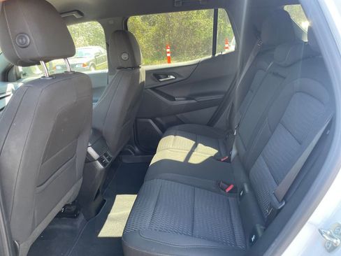 Used 2025 Chevrolet Equinox LT image 24