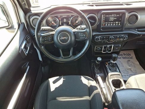 Used 2021 Jeep Wrangler Unlimited Sport AWD/4WD image 13