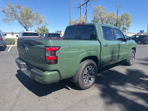 Used 2024 Nissan Frontier SL w/ Technology Package image 8