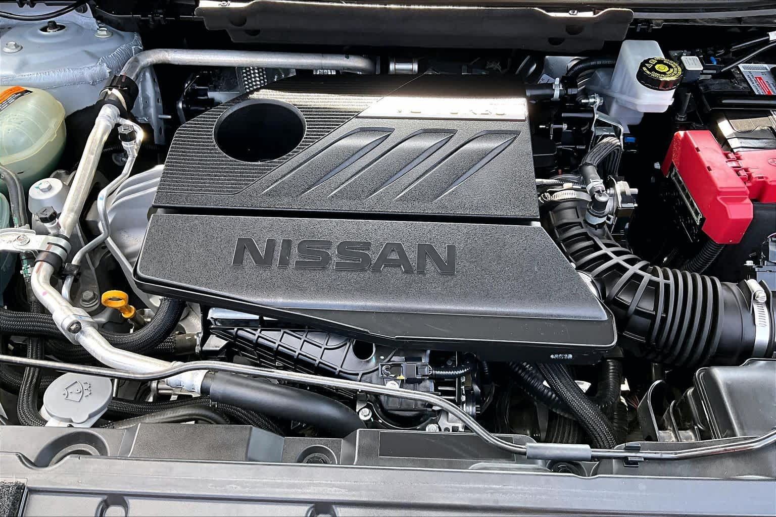 Used 2024 Nissan Rogue SV FWD image 32