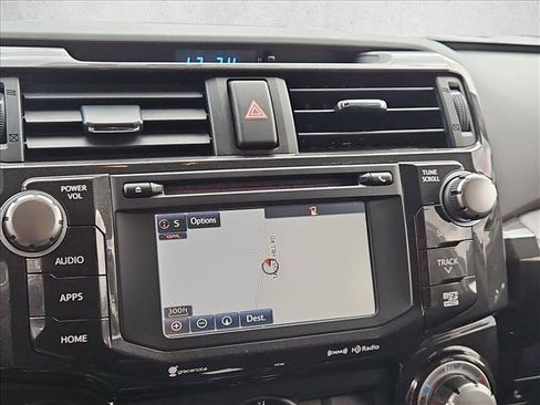 Used 2018 Toyota 4Runner TRD Off-Road Premium AWD/4WD image 13