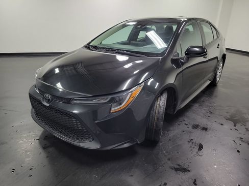 Used 2021 Toyota Corolla LE FWD image 4