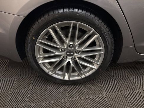 Used 2020 Genesis G70 2.0T w/ Elite Package image 27