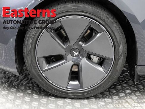 Used 2021 Tesla Model 3 Long Range AWD/4WD image 25