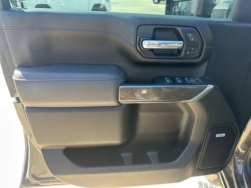 Used 2023 GMC Sierra 2500 AT4 w/ AT4 Premium Plus Package AWD/4WD image 12