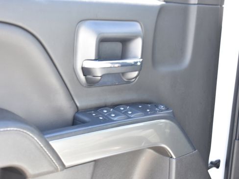 Used 2018 Chevrolet Silverado 1500 LT w/ All Star Edition image 22