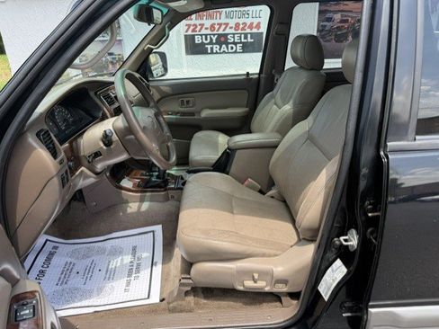 Used 2001 Toyota 4Runner Limited AWD/4WD image 9