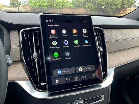 New 2026 Volvo XC90 B5 Core image 21