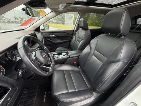 Certified 2023 Nissan Rogue SL w/ SL Premium Package AWD/4WD image 11