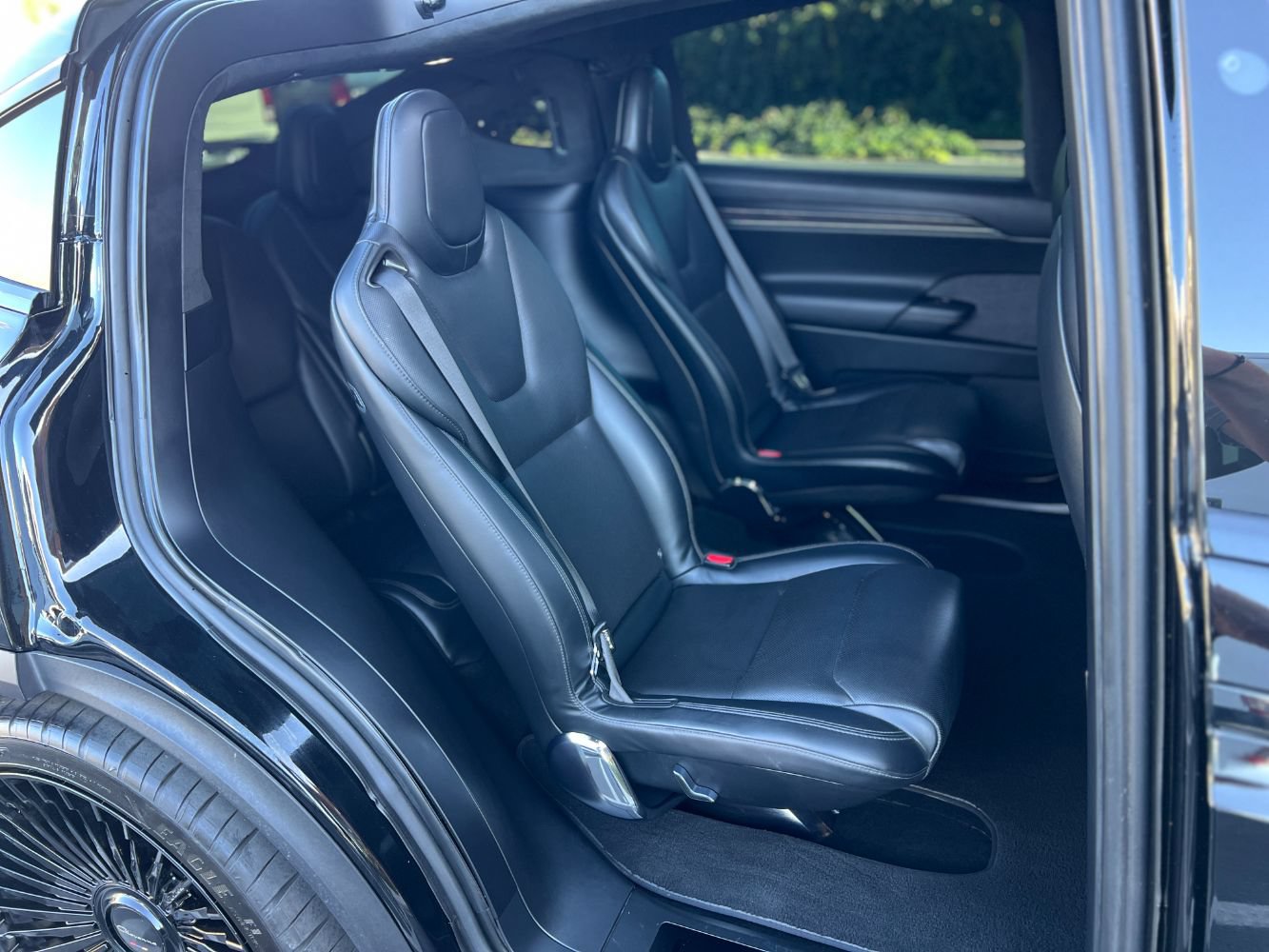 Used 2023 Tesla Model X AWD/4WD image 26