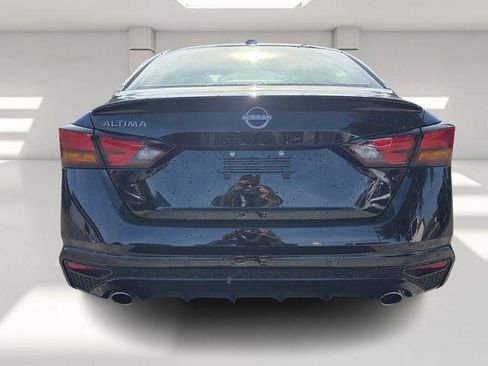 Used 2025 Nissan Altima 2.5 SV w/ SV Special Edition Package FWD image 4
