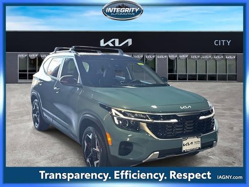 Used 2025 Kia Seltos S image 1