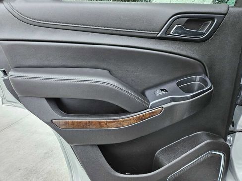 Used 2019 Chevrolet Tahoe LT image 23
