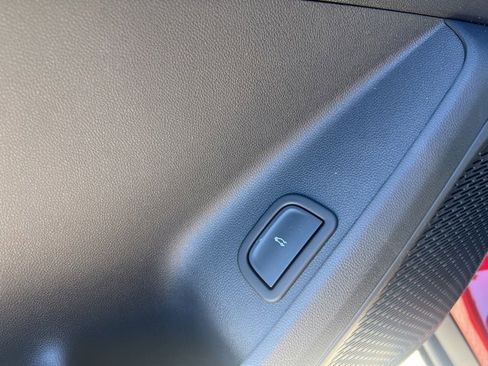 New 2026 Chevrolet Traverse LT w/ Driver Confidence Package image 14