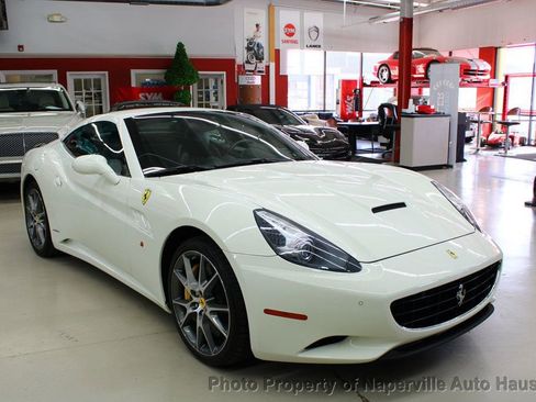 Used 2013 Ferrari California image 69