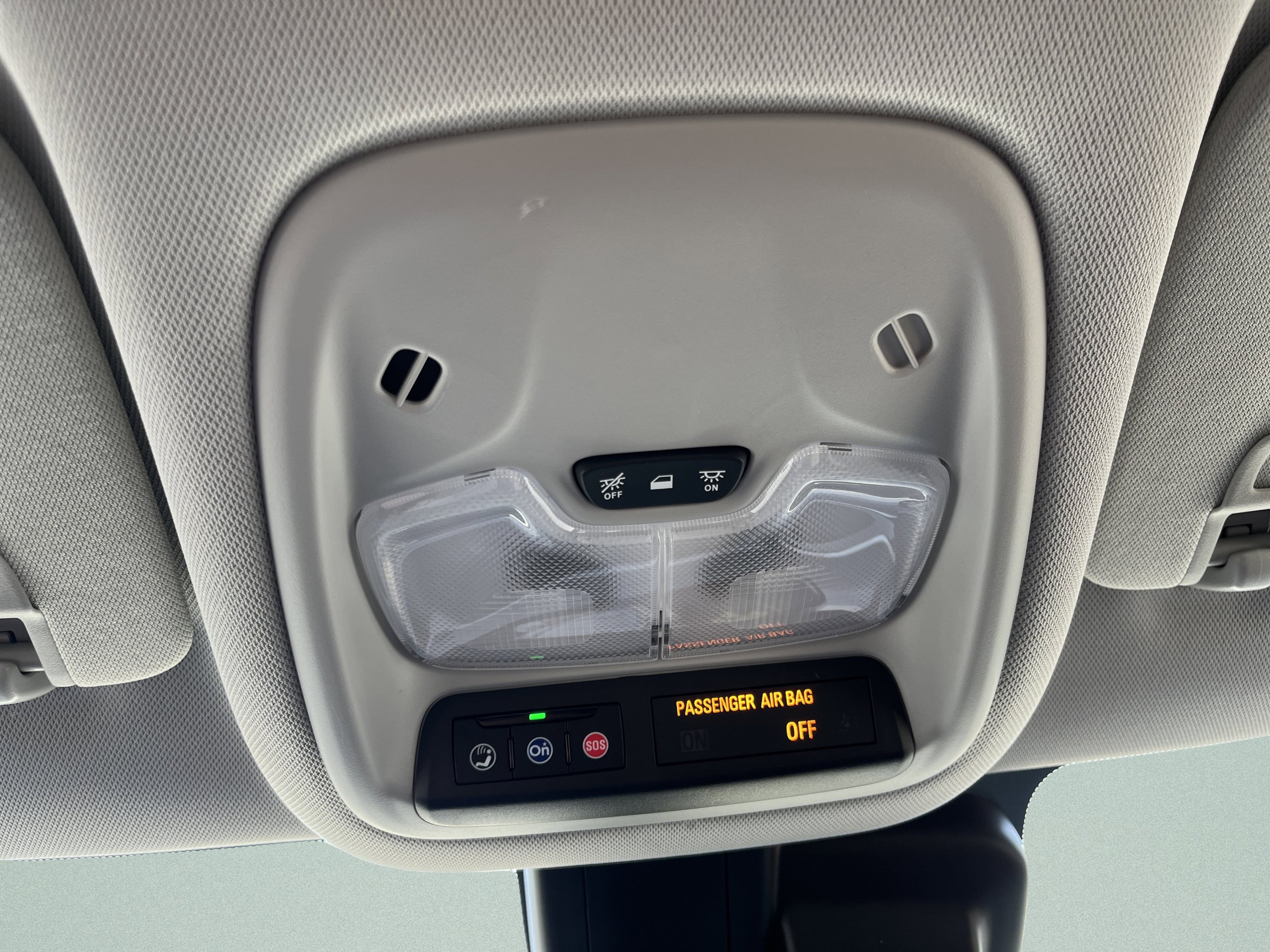 Used 2025 Chevrolet TrailBlazer LT AWD/4WD image 19