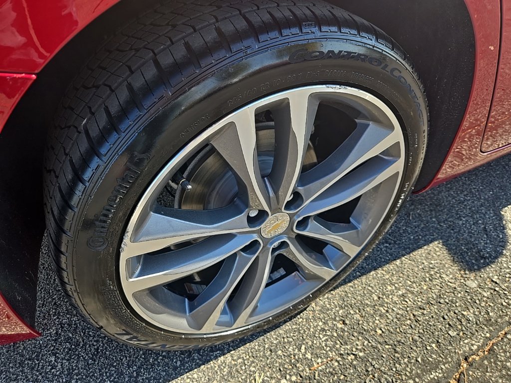 Used 2019 Chevrolet Malibu Premier w/ Sun and Wheel Package FWD image 17
